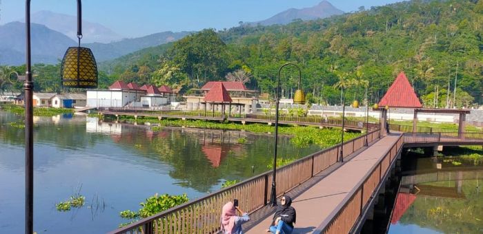 Semarang cinta bukit rawa pening epik pula wajib wisata berada dikunjungi ketika destinasi