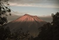 Kerinci mount volcano highest top archipelago feel