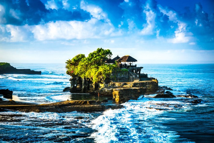 Tanah lot temple bali temples place most