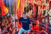 Gong goa pacitan gua kabupaten pegunungan pesona sewu pemandangan
